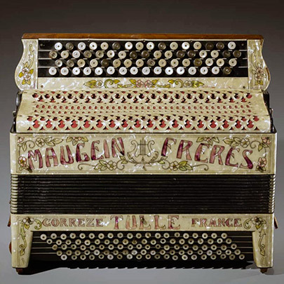 Accordéon chromatique Mangein 'Paris dancing'