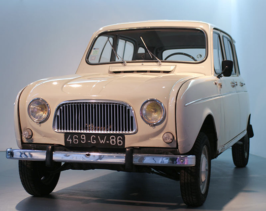 Renault 4
